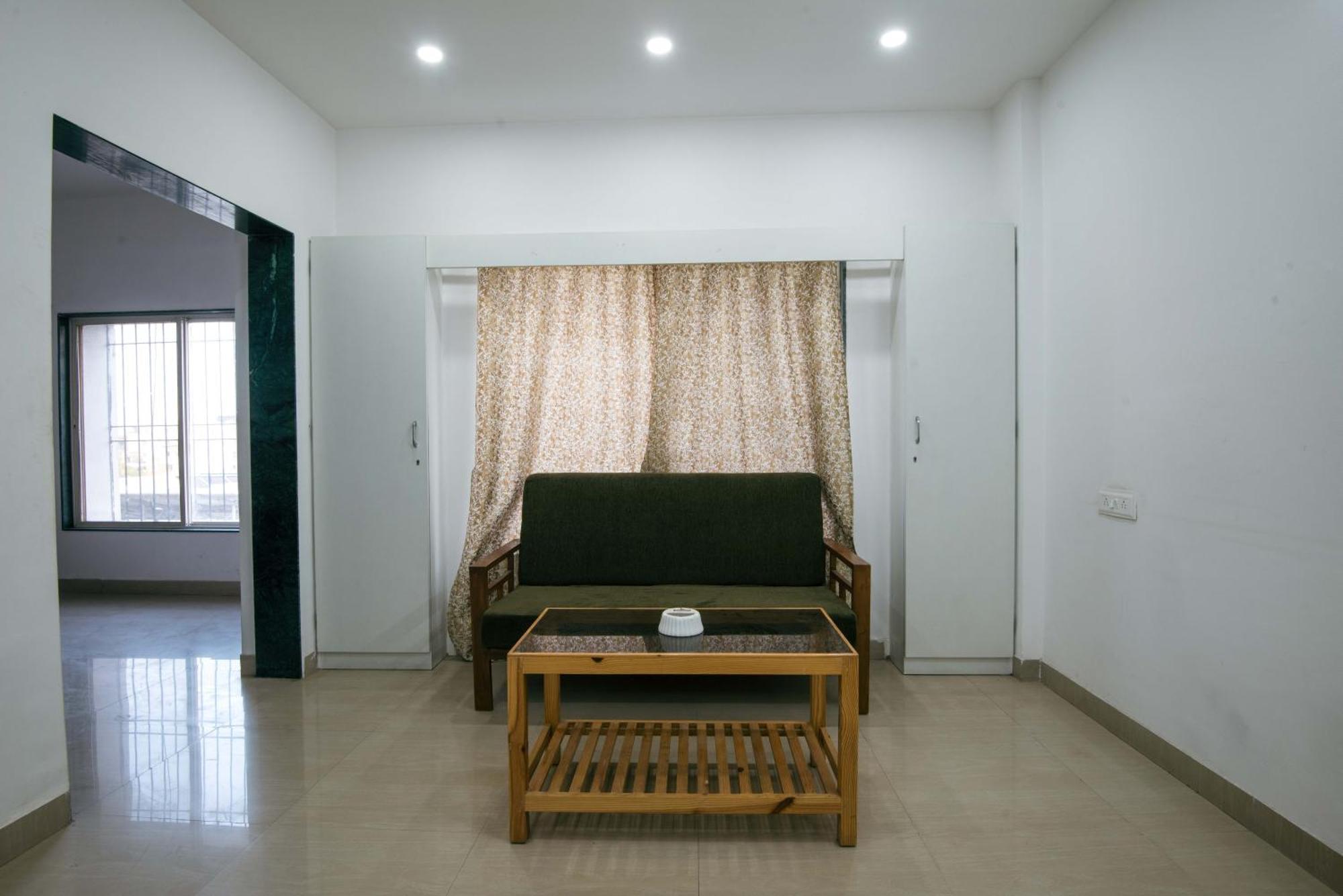 Hotel Treebo Empire Executive Premium, Hinjewadi Hinjawadi Zewnętrze zdjęcie