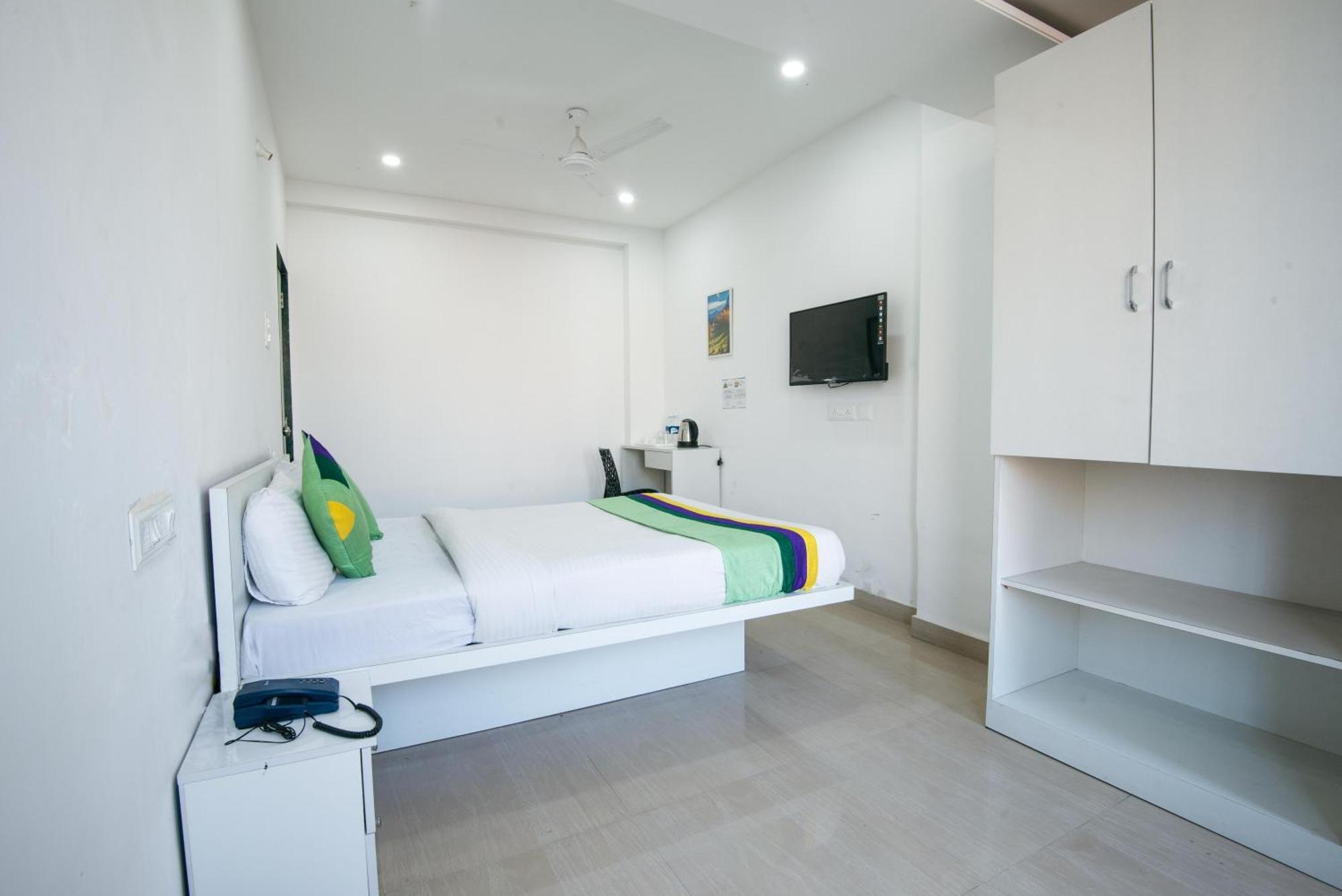 Hotel Treebo Empire Executive Premium, Hinjewadi Hinjawadi Zewnętrze zdjęcie
