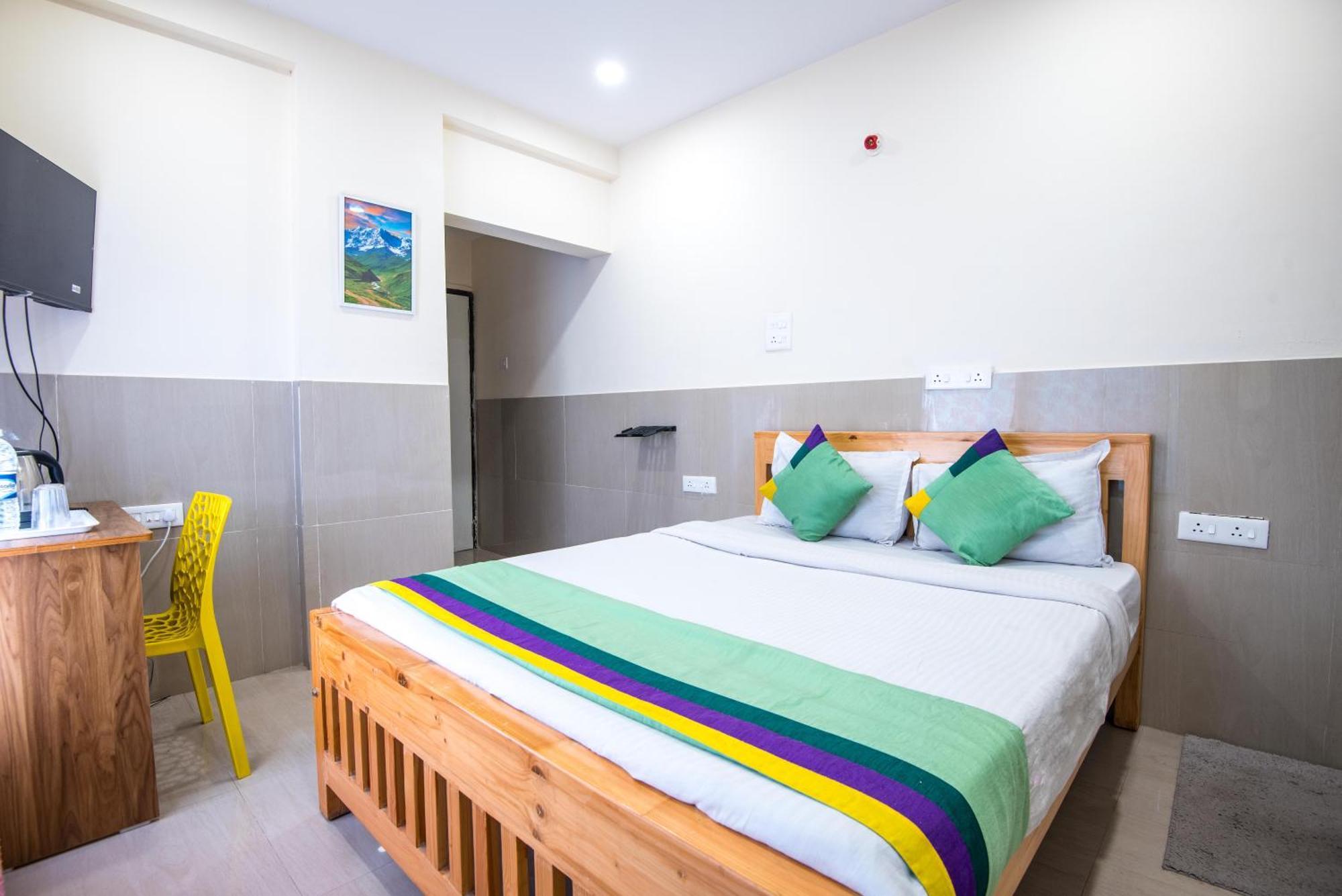 Hotel Treebo Empire Executive Premium, Hinjewadi Hinjawadi Zewnętrze zdjęcie